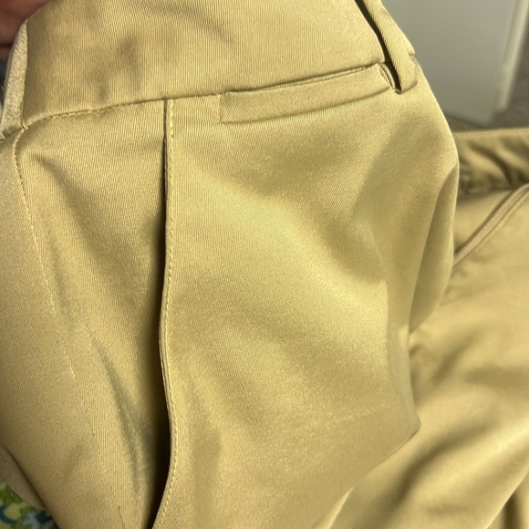 Beautiful Talbots khaki trousers - Picture 9 of 9